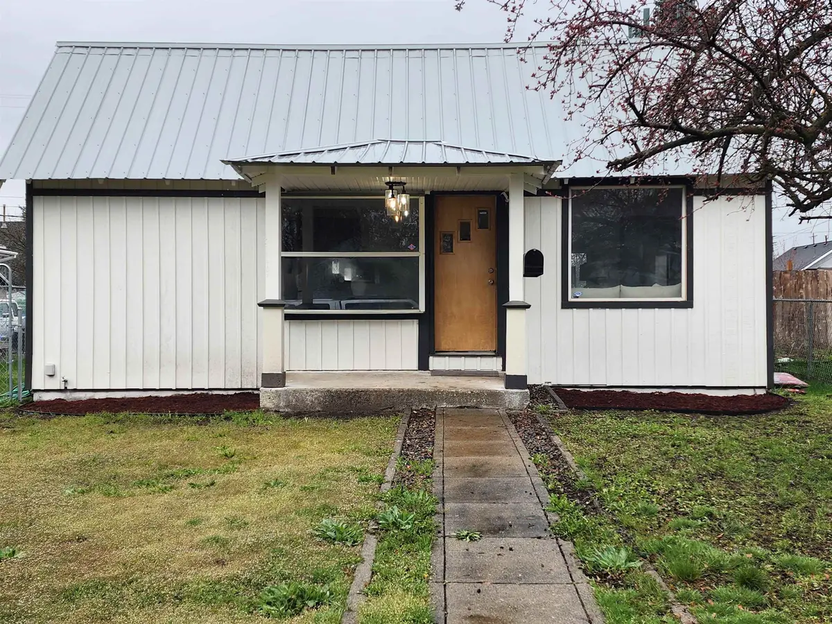 520 S Ferrall St, Spokane, WA 99202 - #1