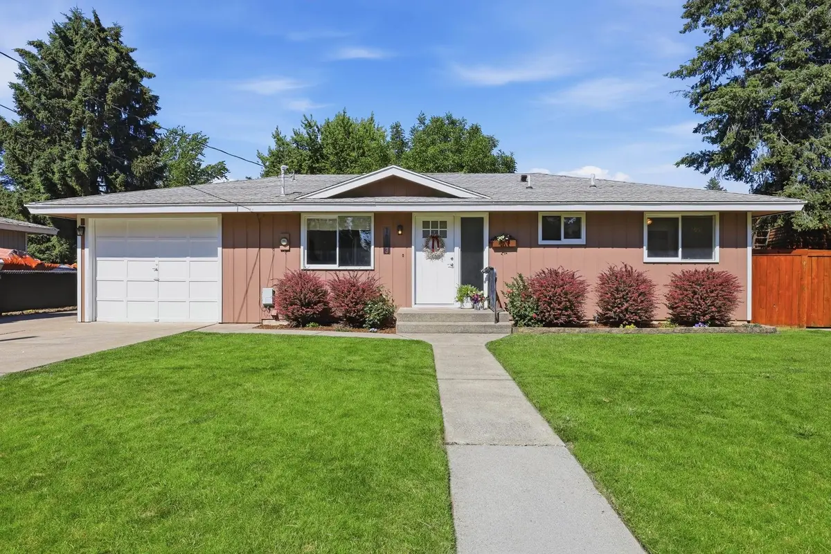 1003 N Warren Rd, Spokane Valley, WA 99216 - #1