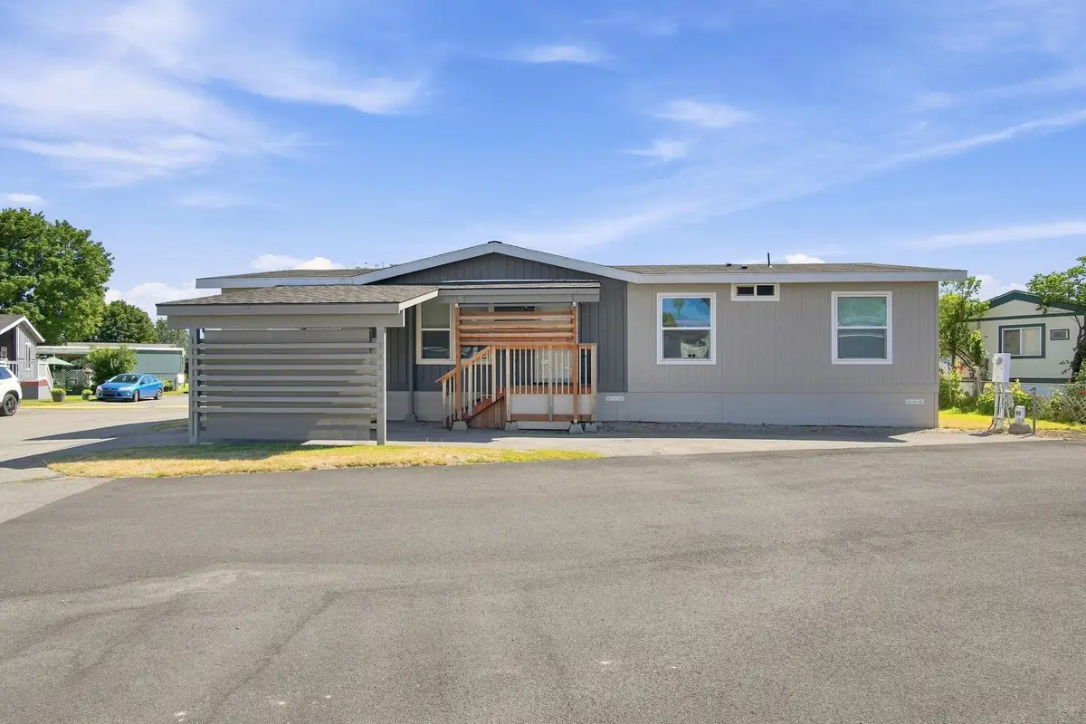 21725 E Wellesley Ave, Otis Orchards, WA 99027 - #1