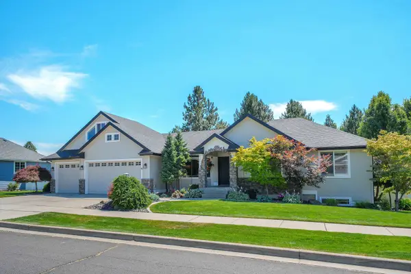 2405 W Stratton Ave, Spokane, WA 99208