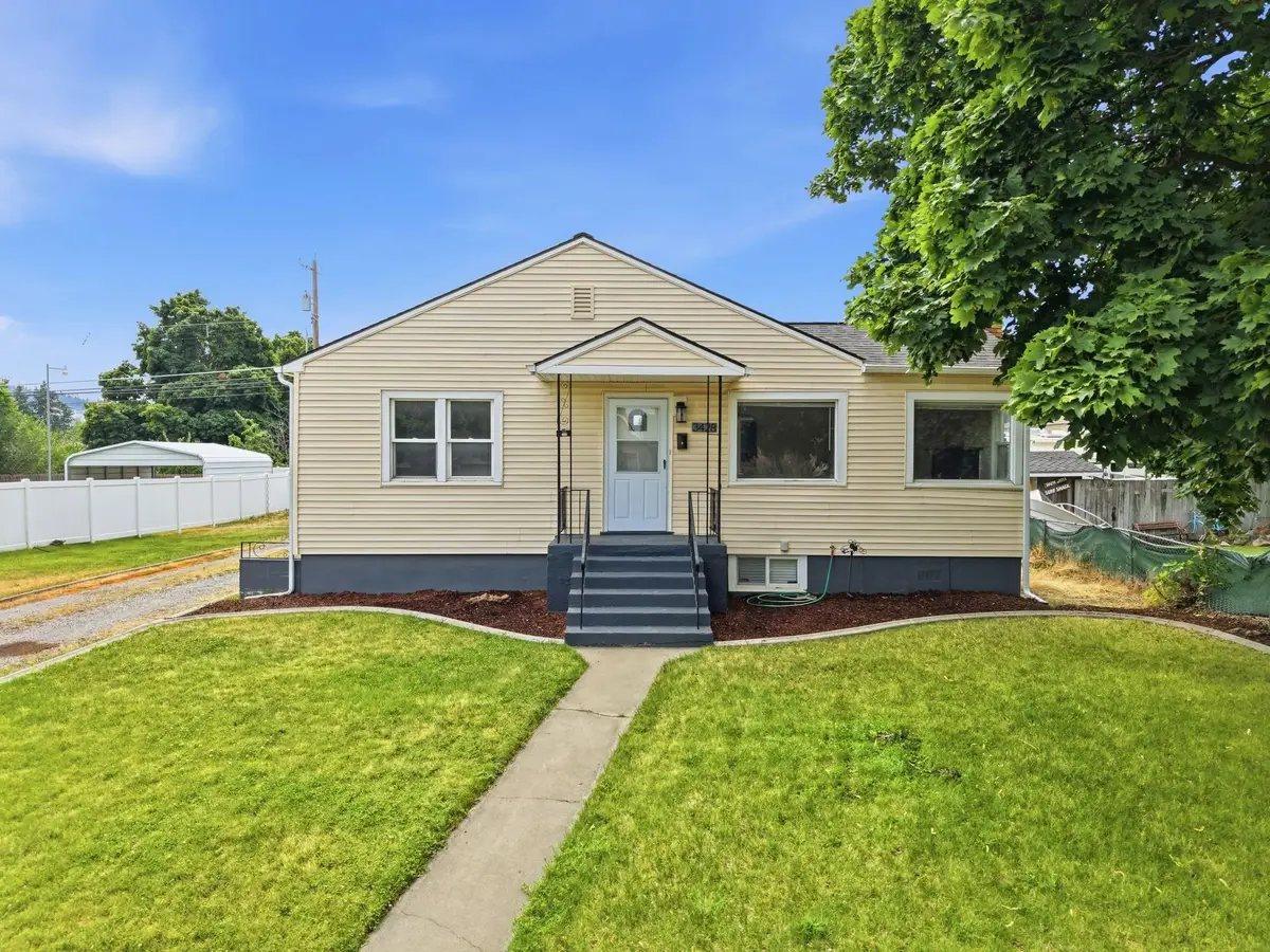 3428 E 29th Ave, Spokane, WA 99223 - #1