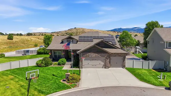 1031 S Kayla Ct, Greenacres, WA 99016