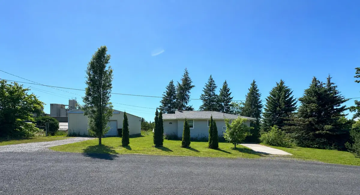 105 N Johnson Ave, Fairfield, WA 99012 - #1