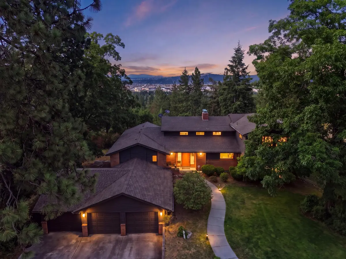 4203 E 18th Ave, Spokane, WA 99223 - #1