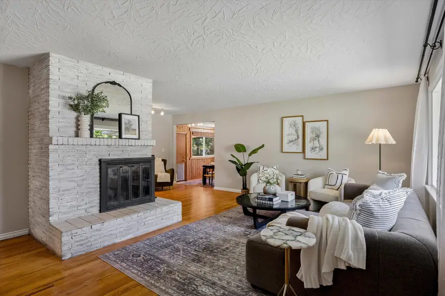 8213 N Whitehouse Dr, Spokane, WA 99208 - #2