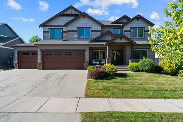 17709 E Daystar Rd, Greenacres, WA 99016