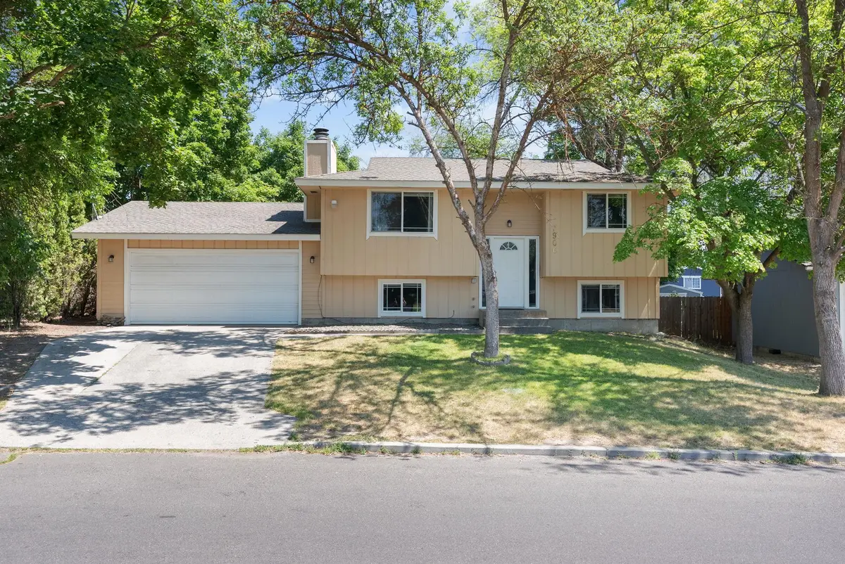 7906 N Dakota St, Spokane, WA 99208 - #1