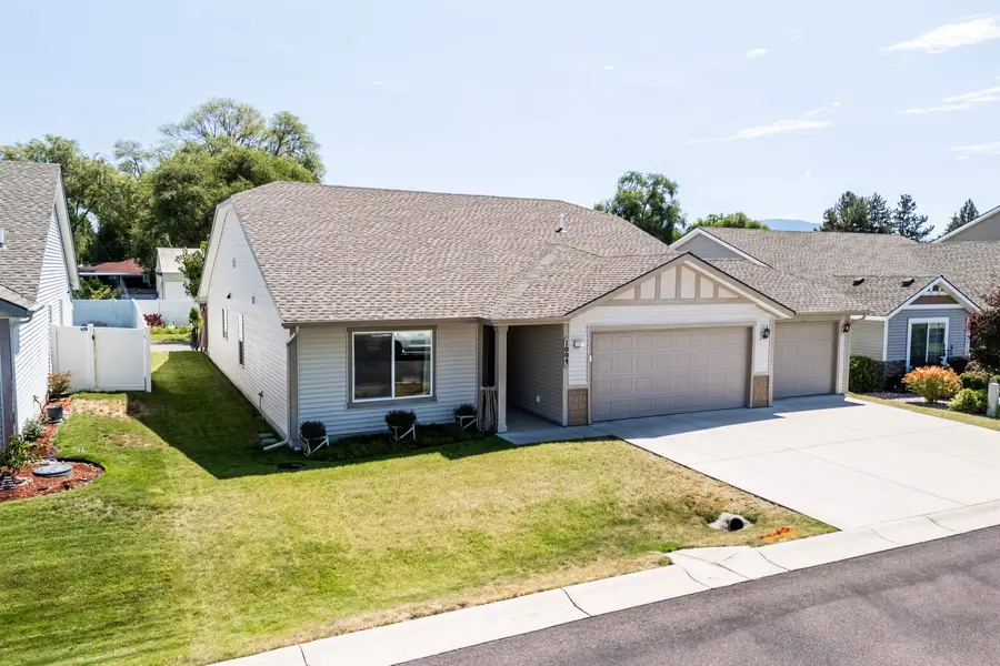 1004 N Marcus Ln, Spokane Valley, WA 99216 - #2