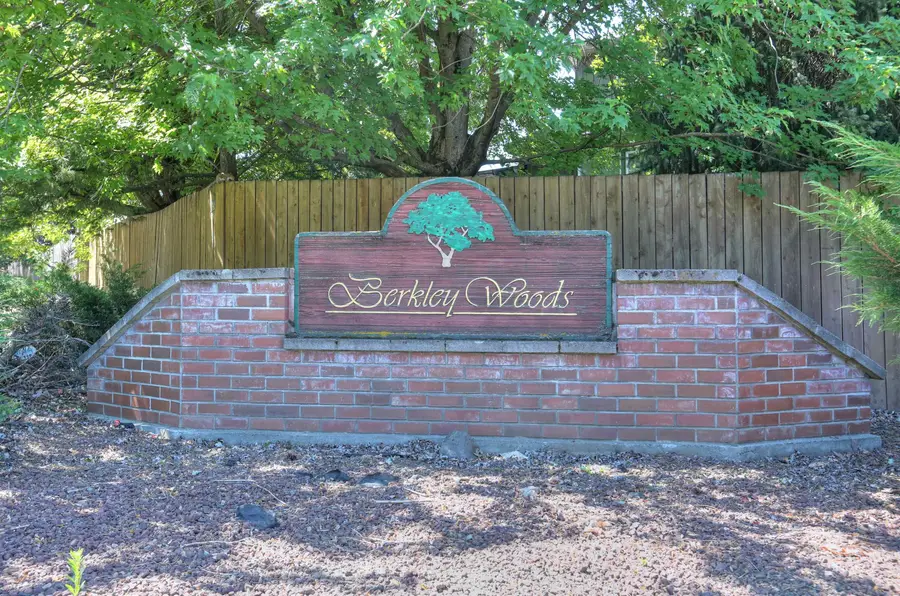 3204 E 42nd Ave, Spokane, WA 99223 - #2