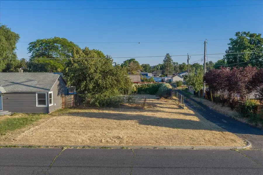 1222 E Marietta Ave, Spokane, WA 99207 - #3