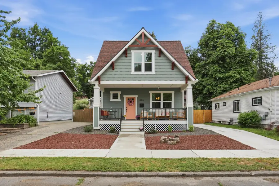 806 E 10th Ave, Spokane, WA 99202 - #3