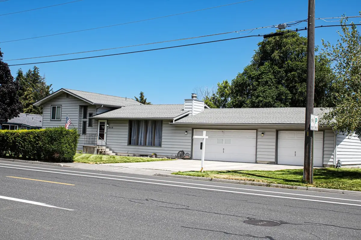 2115 S Evergreen Rd, Veradale, WA 99037 - #1