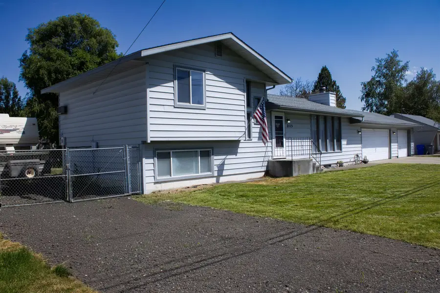 2115 S Evergreen Rd, Veradale, WA 99037 - #3