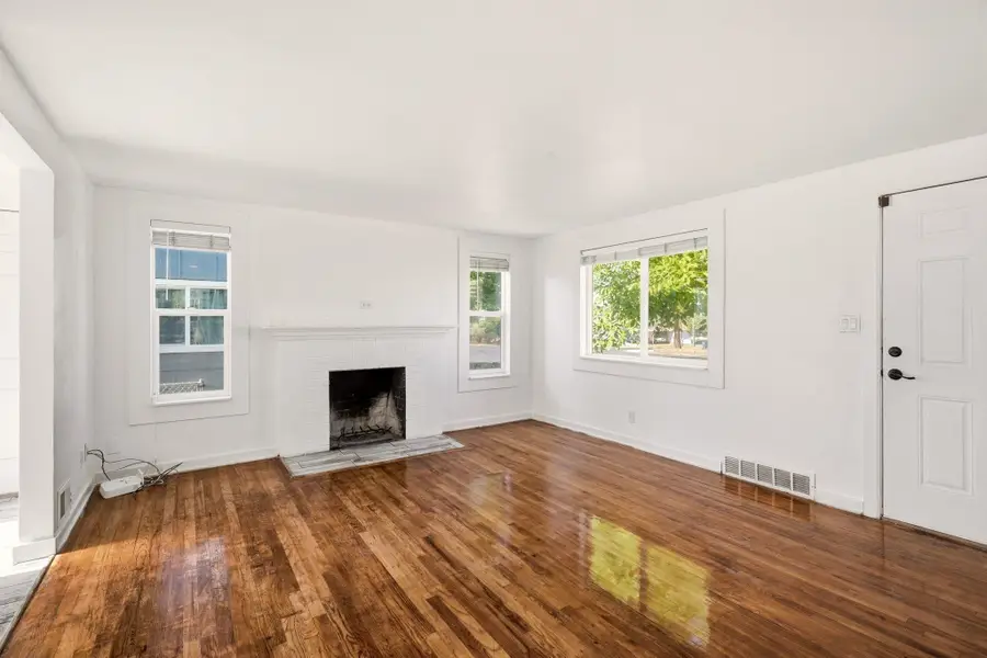 4518 N Assembly St, Spokane, WA 99205 - #2