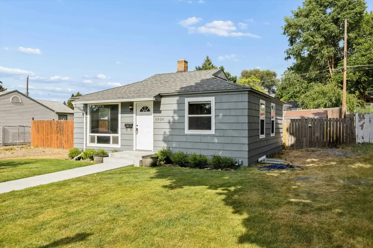 5828 N Milton St, Spokane, WA 99205 - #1