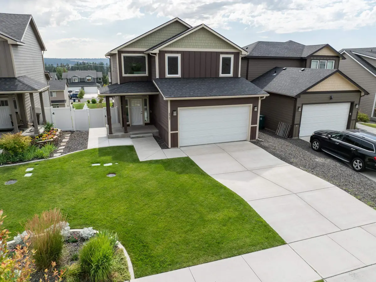 8567 N James Dr, Spokane, WA 99208 - #1