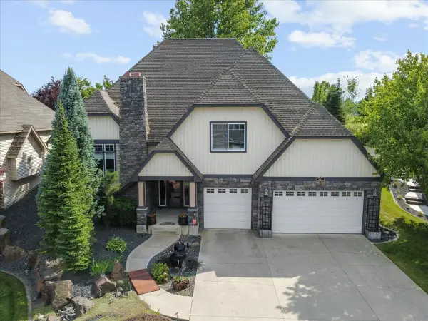 804 S Shelley Lake Ln, Veradale, WA 99037