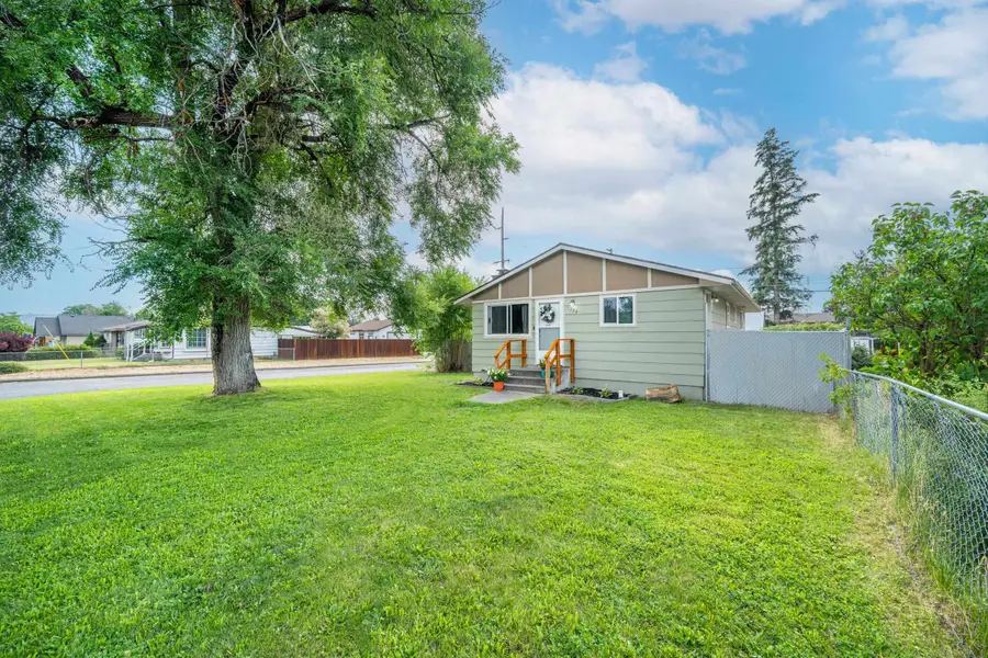 1328 Joseph Ave, Spokane, WA 99208 - #3