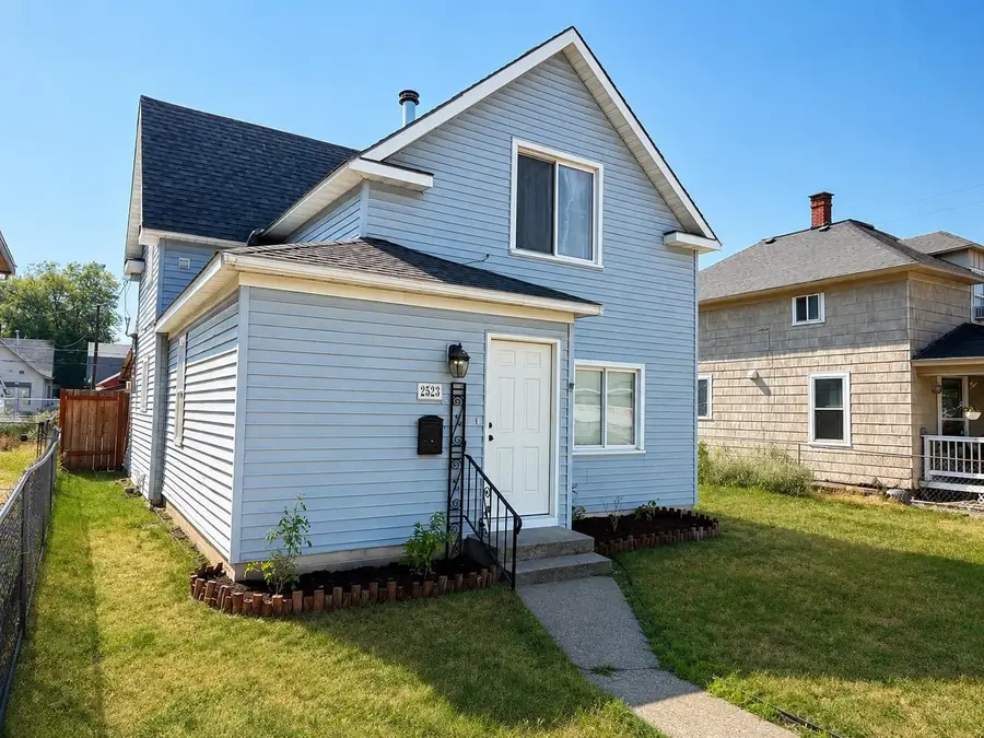 2523 N Nevada St, Spokane, WA 99207 - #2