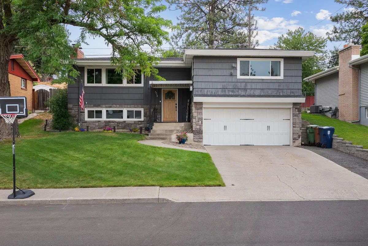 5718 N Sutherlin St, Spokane, WA 99205 - #1