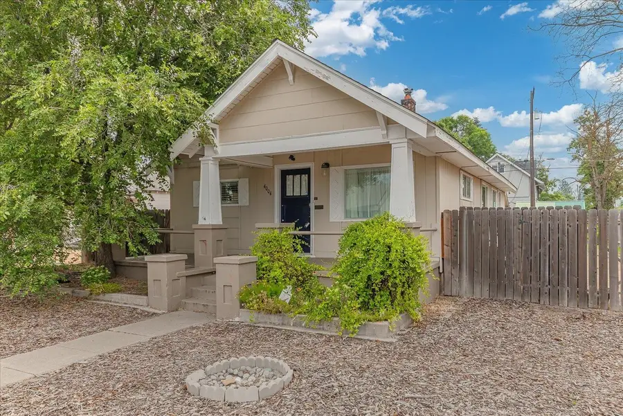 4004 N Lincoln St, Spokane, WA 99205 - #2