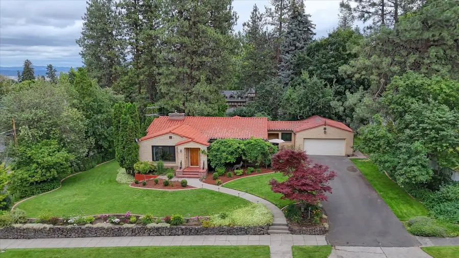 1407 S Ballou Rd, Spokane, WA 99203 - #3