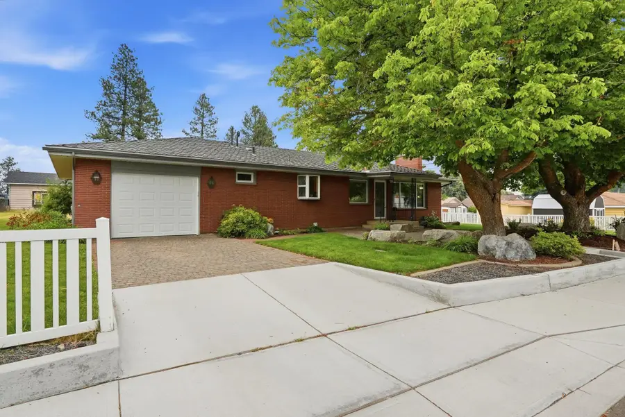 305 E Barker St, Medical Lake, WA 99022 - #2
