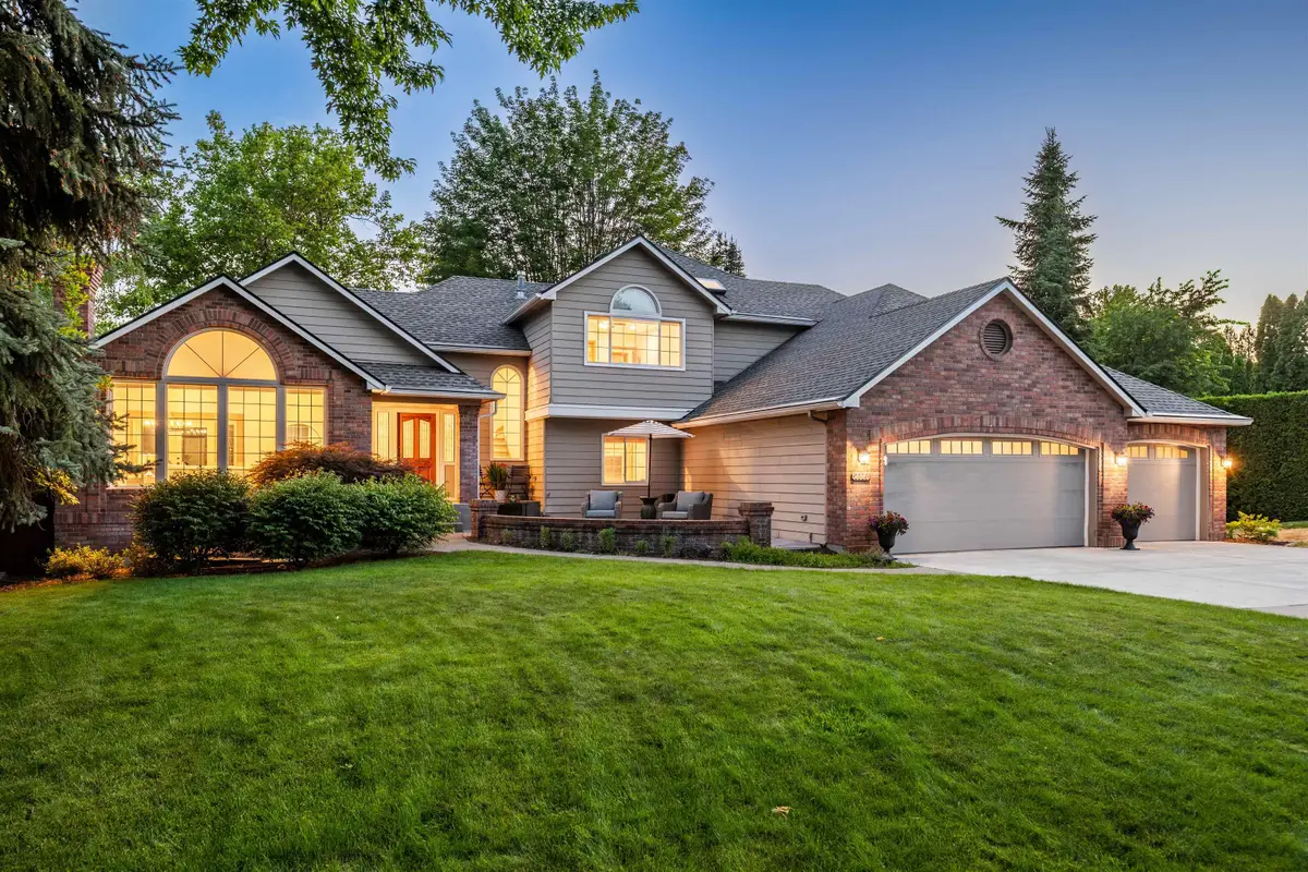2006 E Westminster Ln, Spokane, WA 99223 - #1