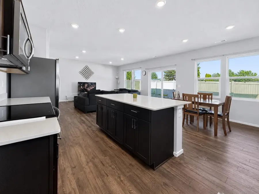 12126 N Greene St, Mead, WA 99021 - #2
