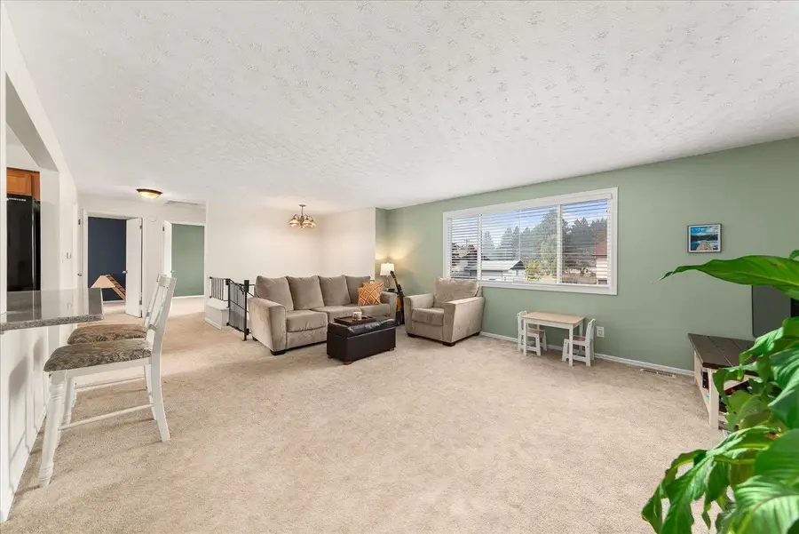 2823 S Bates Rd, Spokane Valley, WA 99206 - #3