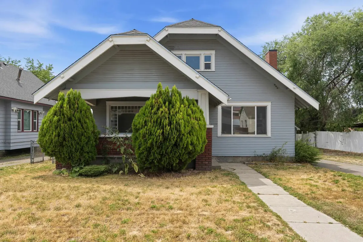 816 E Gordon Ave, Spokane, WA 99207 - #1