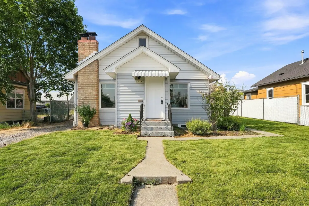 913 E Longfellow Ave, Spokane, WA 99207 - #1