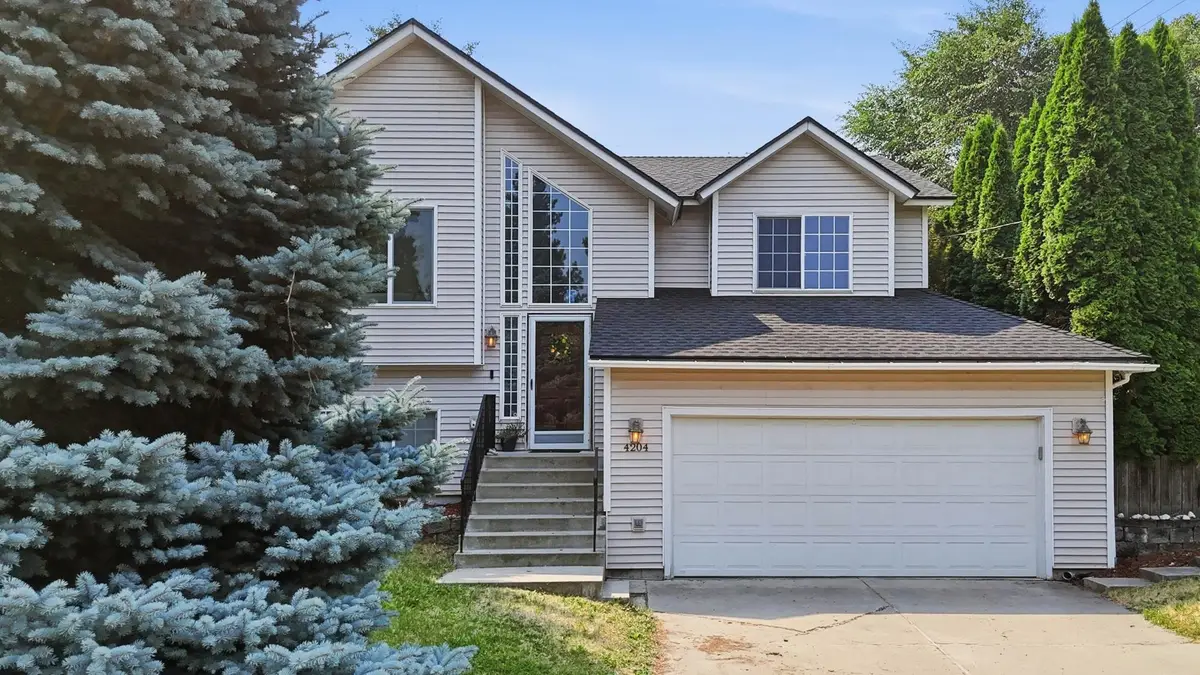 4204 E 13th Ave, Spokane, WA 99202-5462 - #1