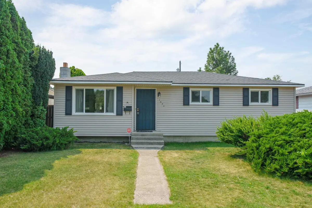 1654 E Columbia Ave, Spokane, WA 99207 - #1
