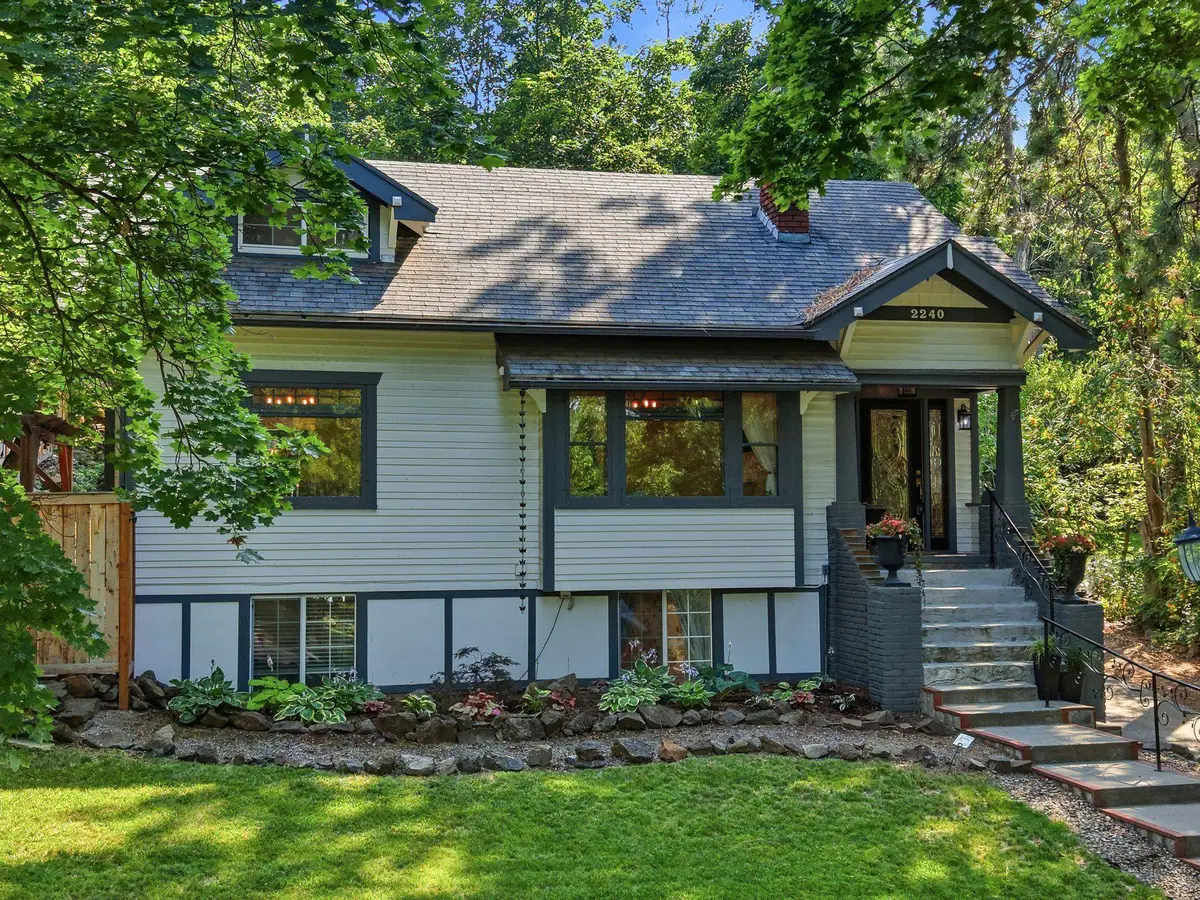 2240 S Rockwood Blvd, Spokane, WA 99203 - #1
