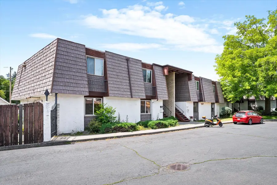 1716 N Pettet Dr #Apt 2, Spokane, WA 99205 - #2