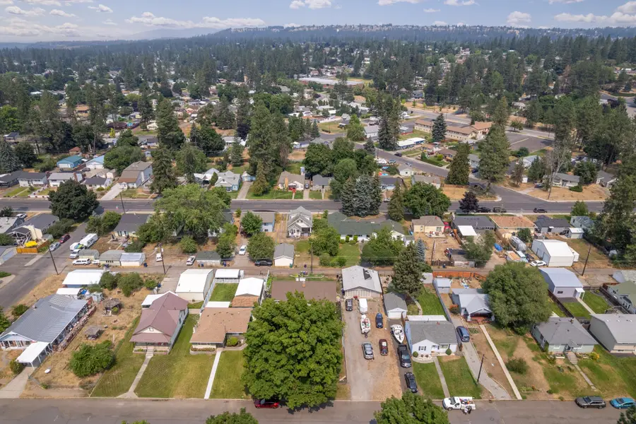 3614 W Hoffman Ave, Spokane, WA 99205 - #3