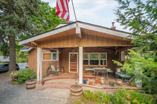 9522 N Wall St, Spokane, WA 99218