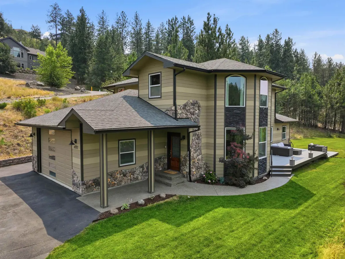 4007 W Shawnee Ln, Spokane, WA 99208 - #1