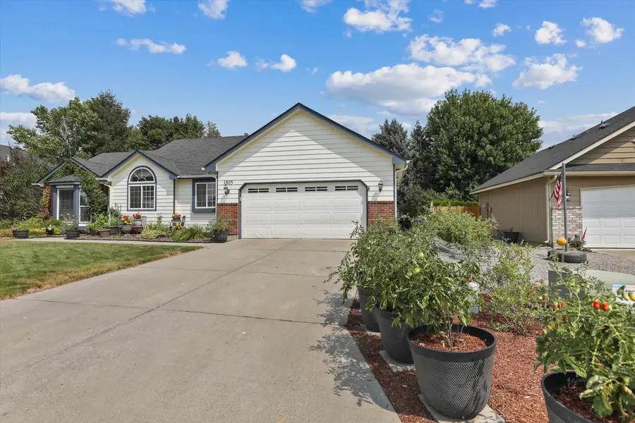 1805 S Timberlane Dr, Spokane Valley, WA 99037 - #2