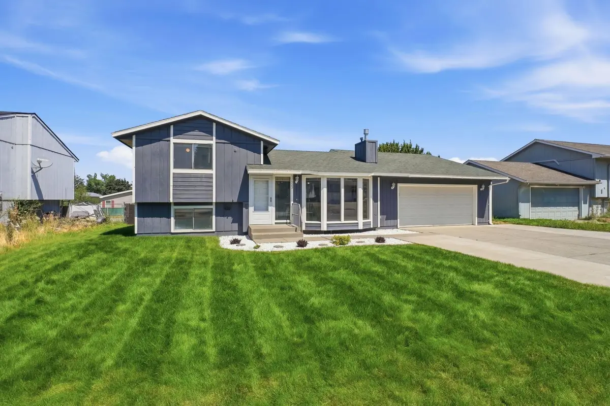 13923 E 9th Ct, Spokane Valley, WA 99037 - #1