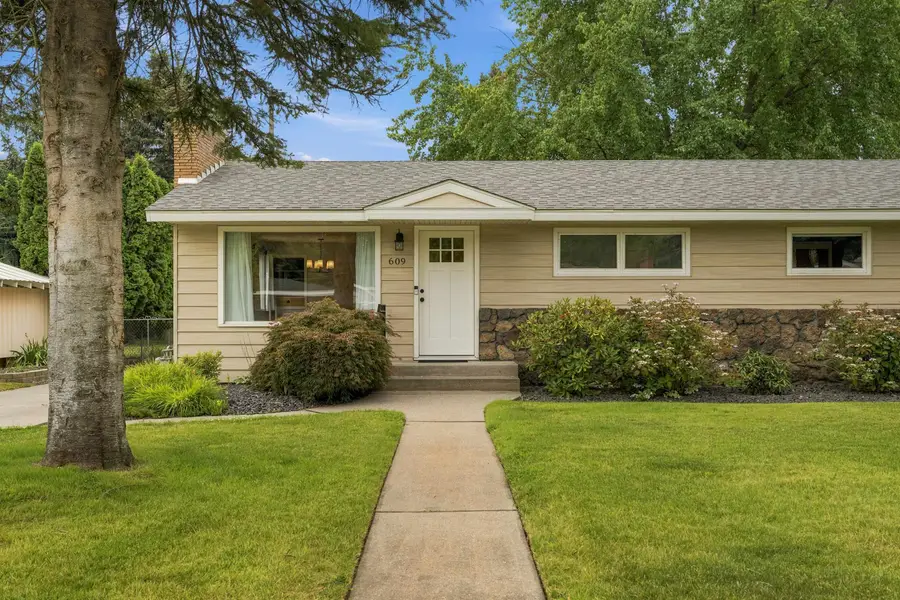 609 W Barnes Rd, Spokane, WA 99218 - #3