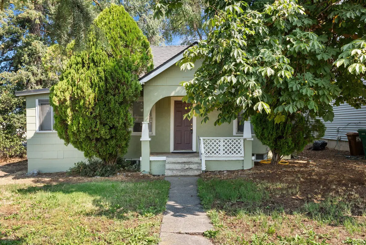 1701 E Desmet Ave, Spokane, WA 99202 - #1