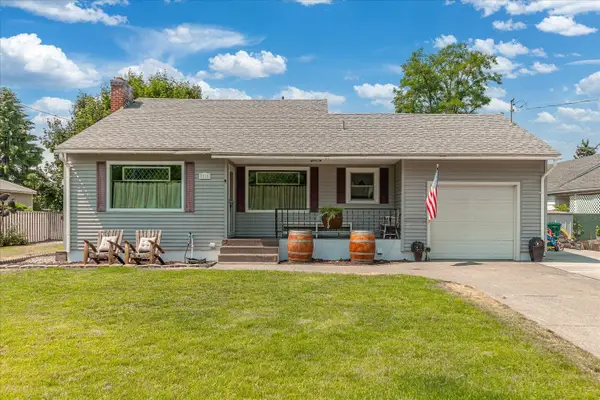 1111 N Locust Rd, Spokane, WA 99206