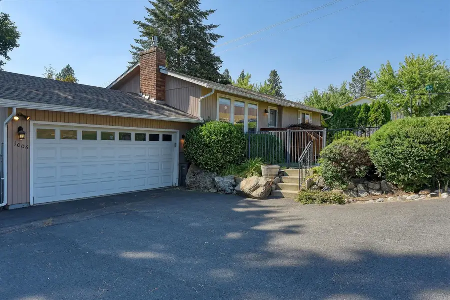 1006 S Dickey St, Spokane Valley, WA 99212 - #3