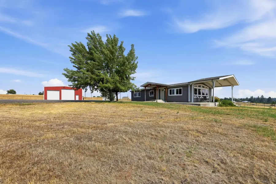 26910 N Dennison Rd, Deer Park, WA 99006 - #2