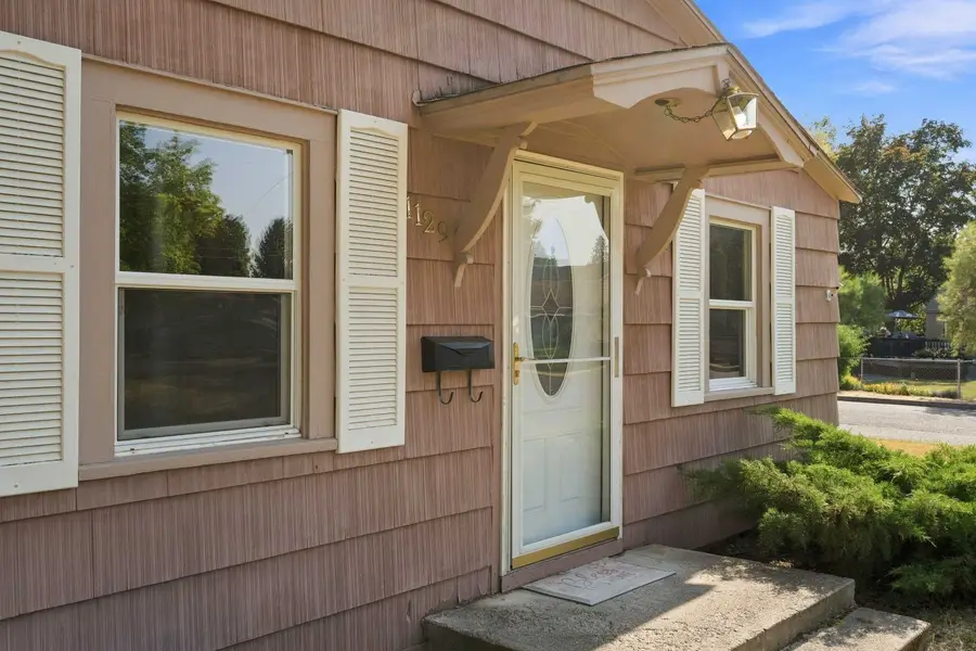 1129 W Bismark Ave, Spokane, WA 99205 - #3