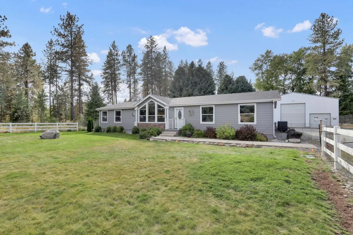 38911 N Newport Hwy, Elk, WA 99009 - #1