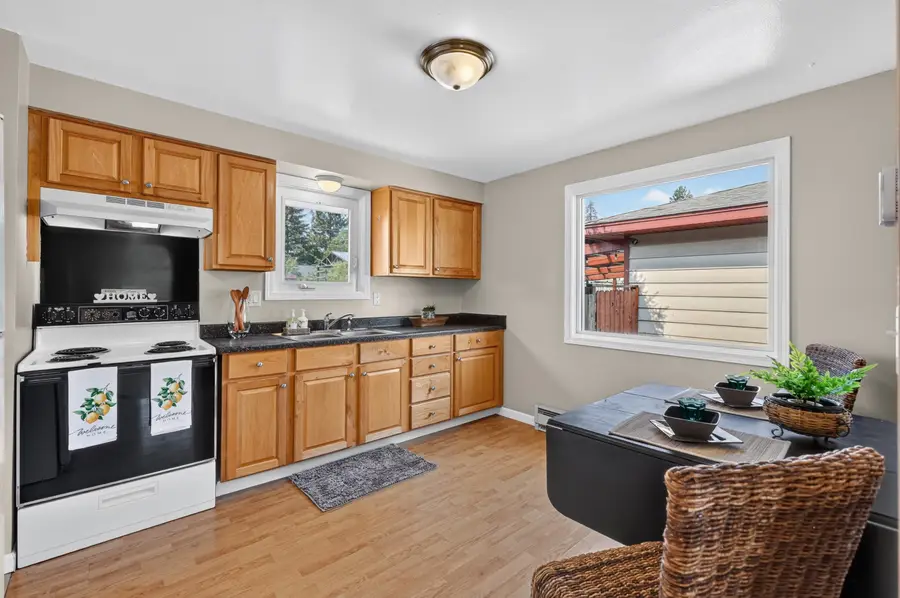 914 E Dalke Ave, Spokane, WA 99208 - #3