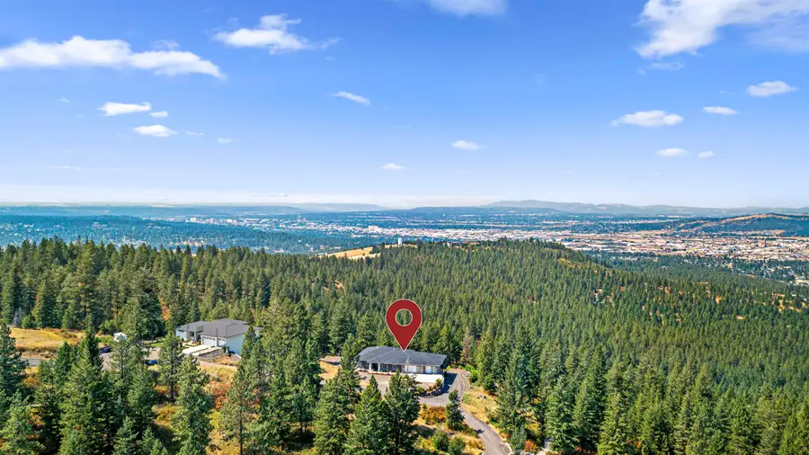 4021 S Ghering Ln, Spokane, WA 99223 - #3